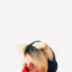 Mira - - - - - - - - - - > Me