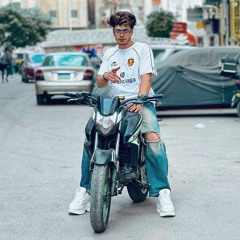 3enba - msh shayfak  (Official Music Video) عنبه امنو المداخل البابا داخل - مش شايفك(MP3_160K).mp3