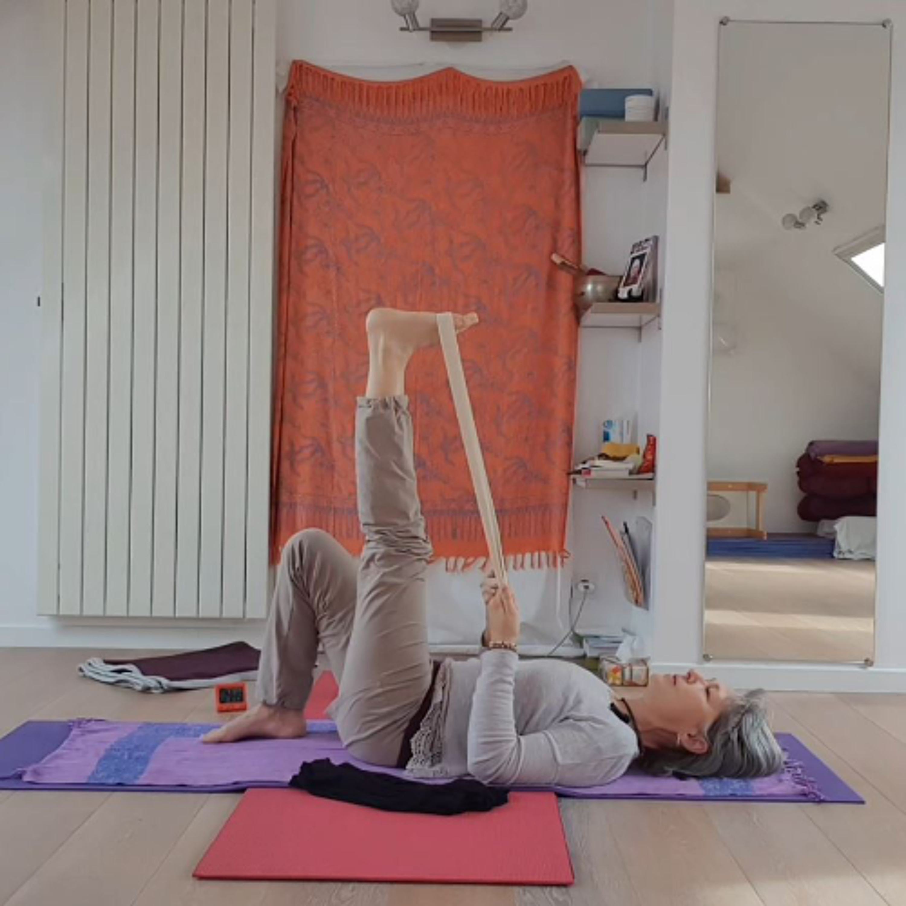 LE CORPS EN YOGA - Ces jambes qui nous résistent #1 (mardi 7 avril 2026) episode artwork