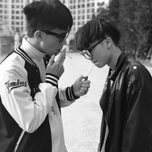 Trìiiiiiii - Gun ft He$ker