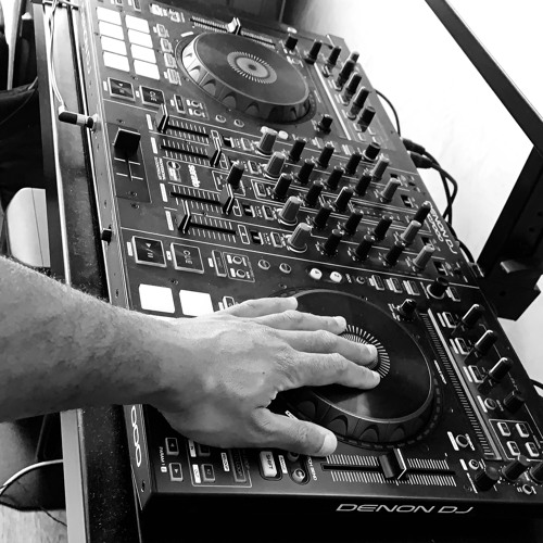L'instant T-Gui DwetMagiKompa(forever music group)