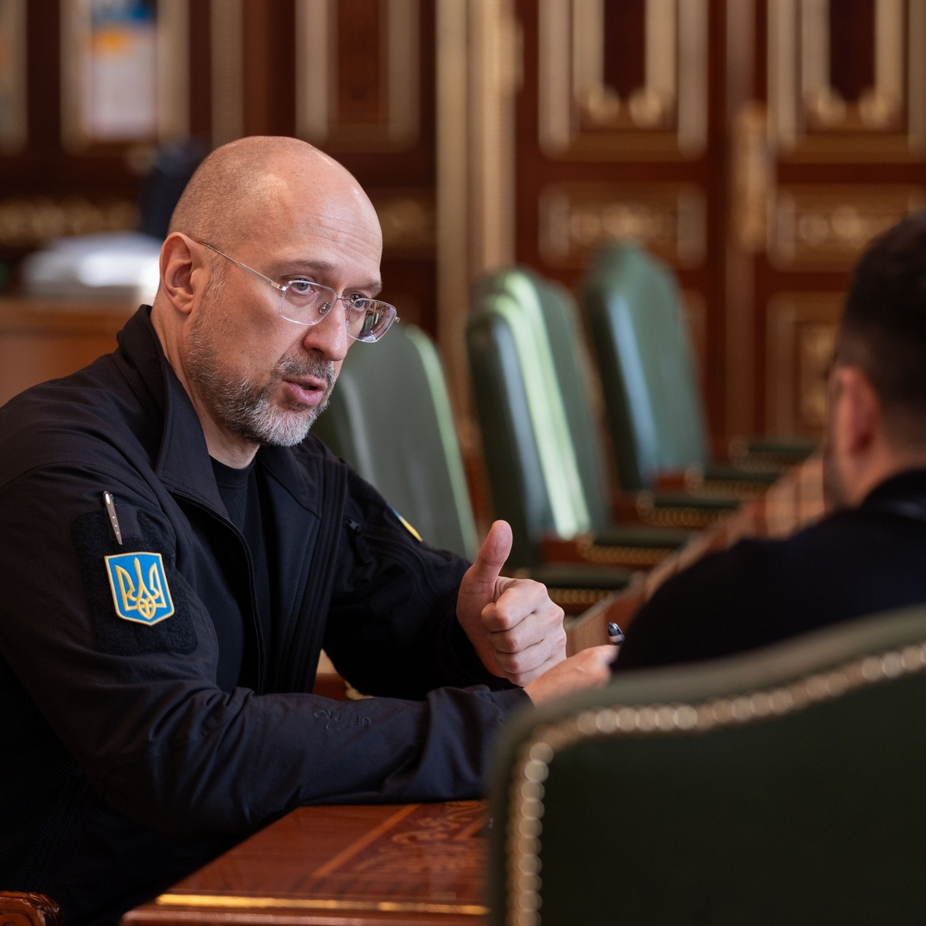 Чи можна розформувати Кабмін під час воєнного стану: пояснює експерт episode artwork