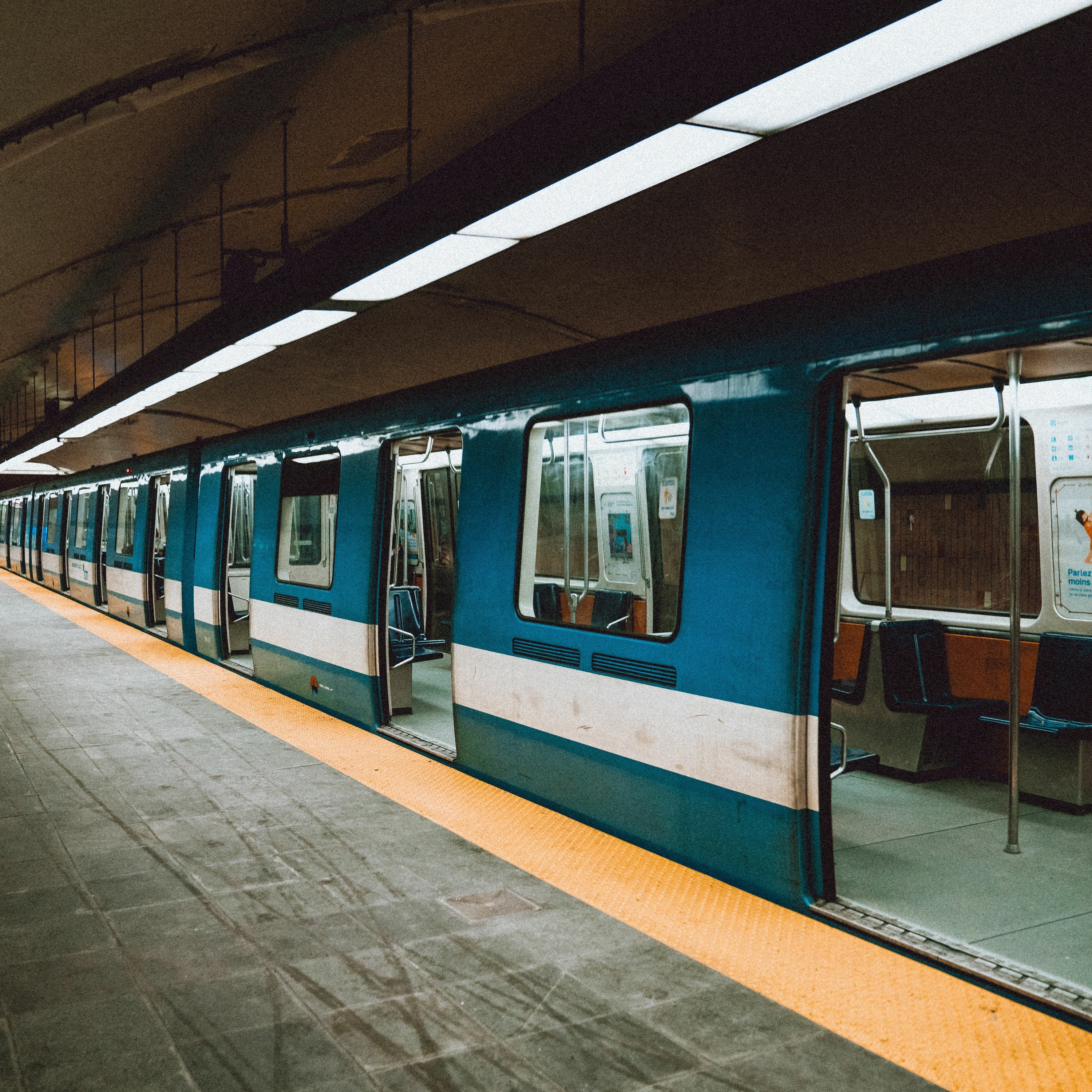 SOCIÉTÉ | RTC : nouvelle technologie pour acheter ses billets de transport avec son appareil mobile episode artwork