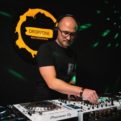 Slammin @DropZone Recordings