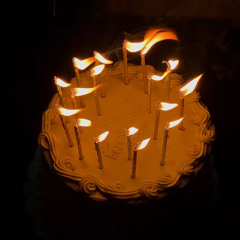 Isabel LaRosa - 16 candles (8D Sped up + reverb).m4a