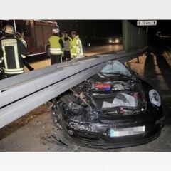 1tooomany - CrashedDaPorsche (eyegen)