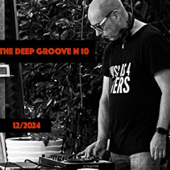 The Deep Groove N 10