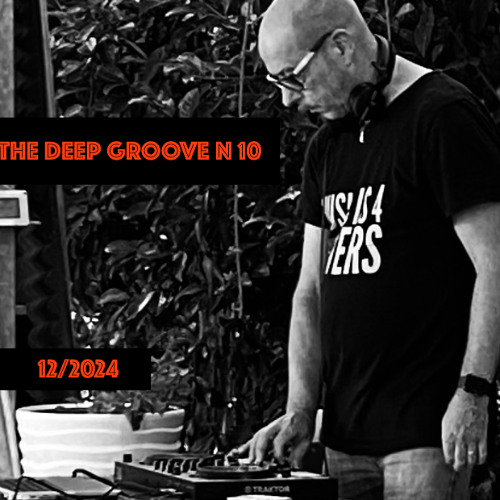 The Deep Groove N 10