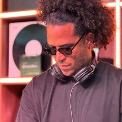 Latin LiveMix by Juan Saturria DJ.