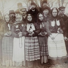 U tej Marysi pod okienejkiem