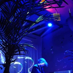 L.f A S live At Klub22