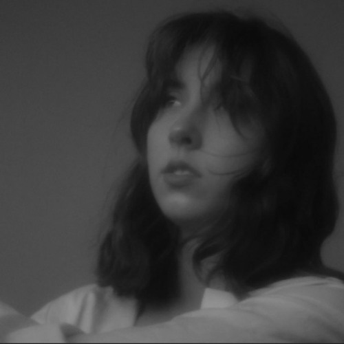 Harmonizing with kitchen fan (@claireboylemusic)