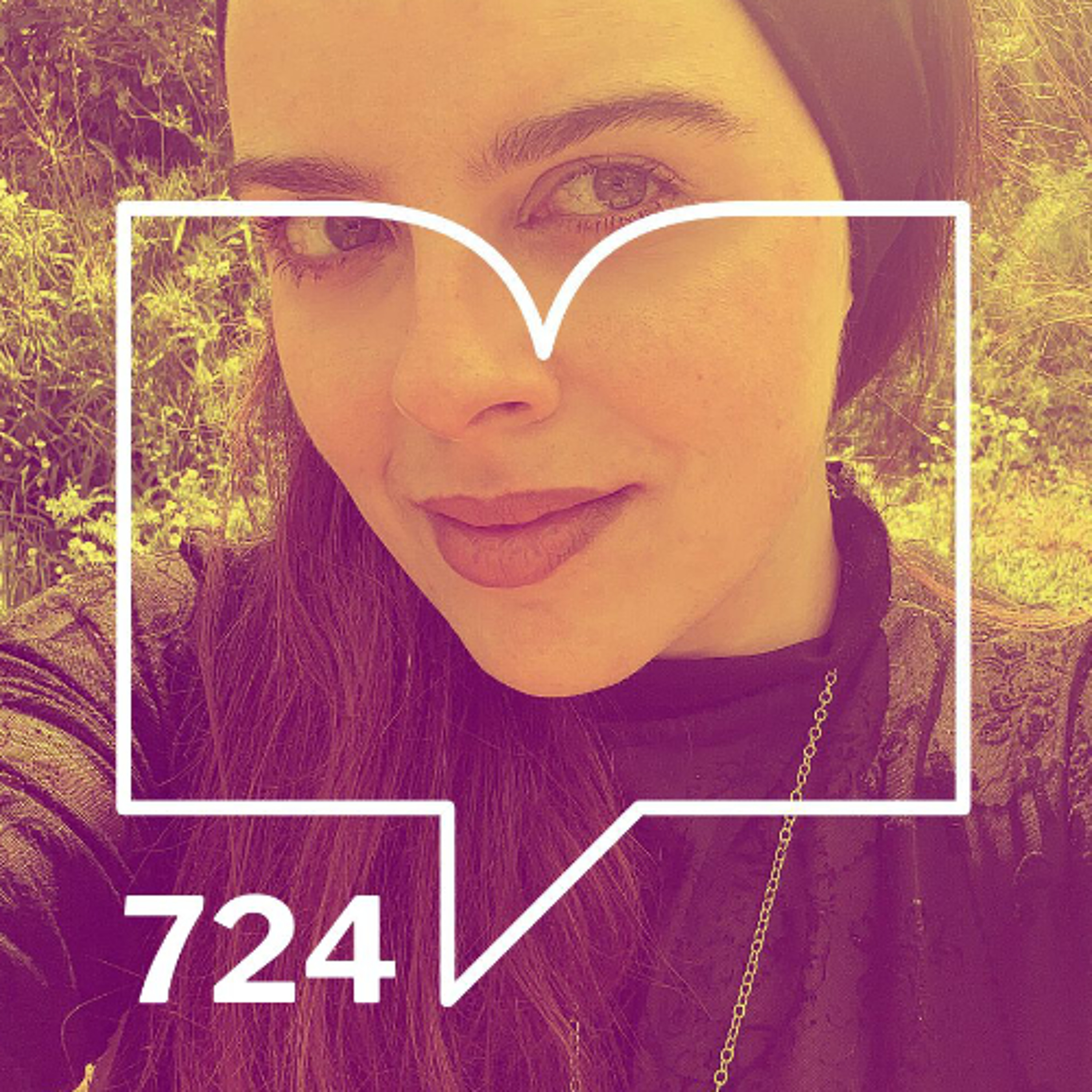 Episodio 724: Acercándonos a escritoras - Adriana Hernández Planillas