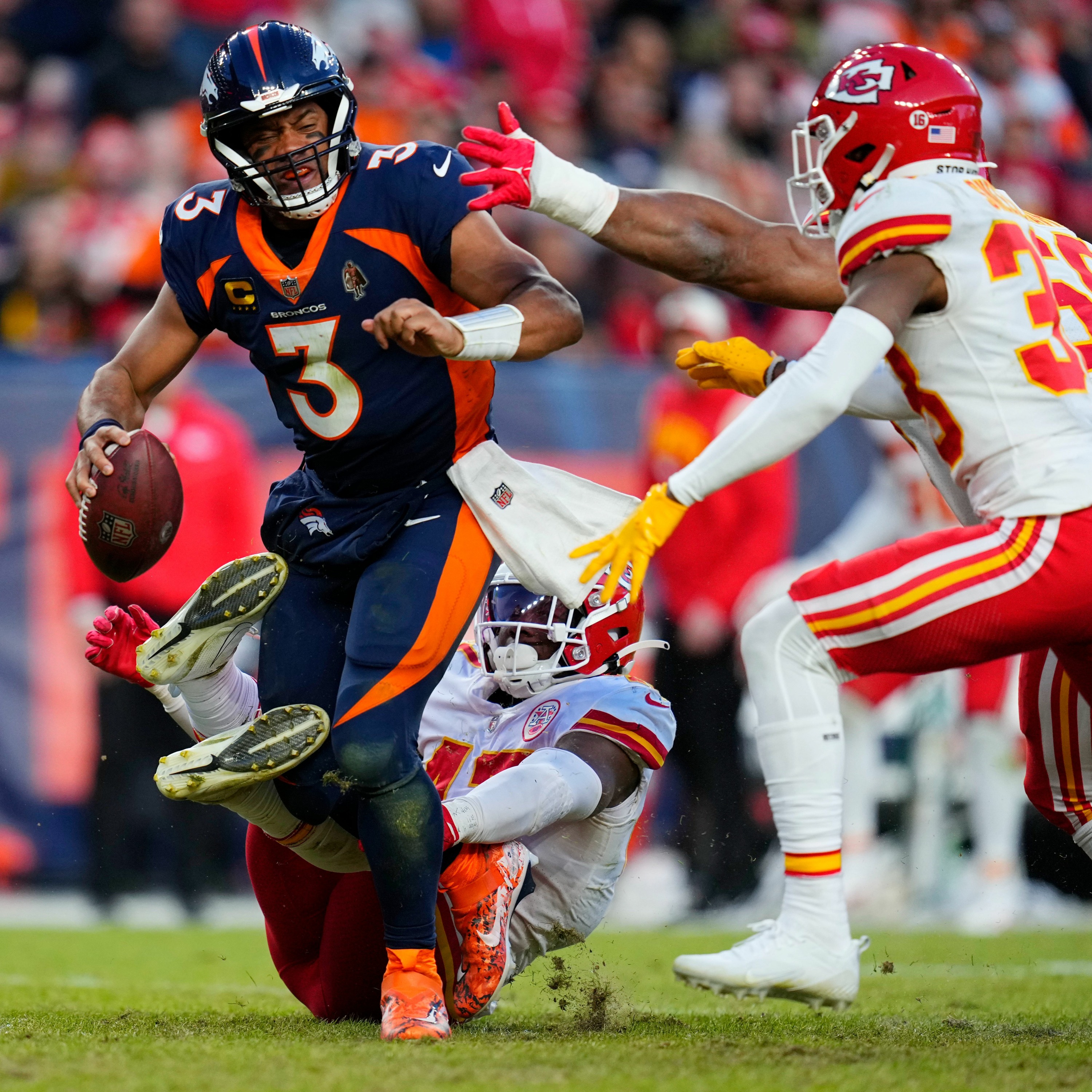 Ep. 238 -- Broncos huge underdog to Chiefs in Week 17, interim head coach Jerry Rosburg's debut episode artwork