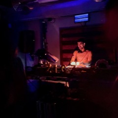 Zigzag Closing Set | Jai Juu - June 2024, Berlin