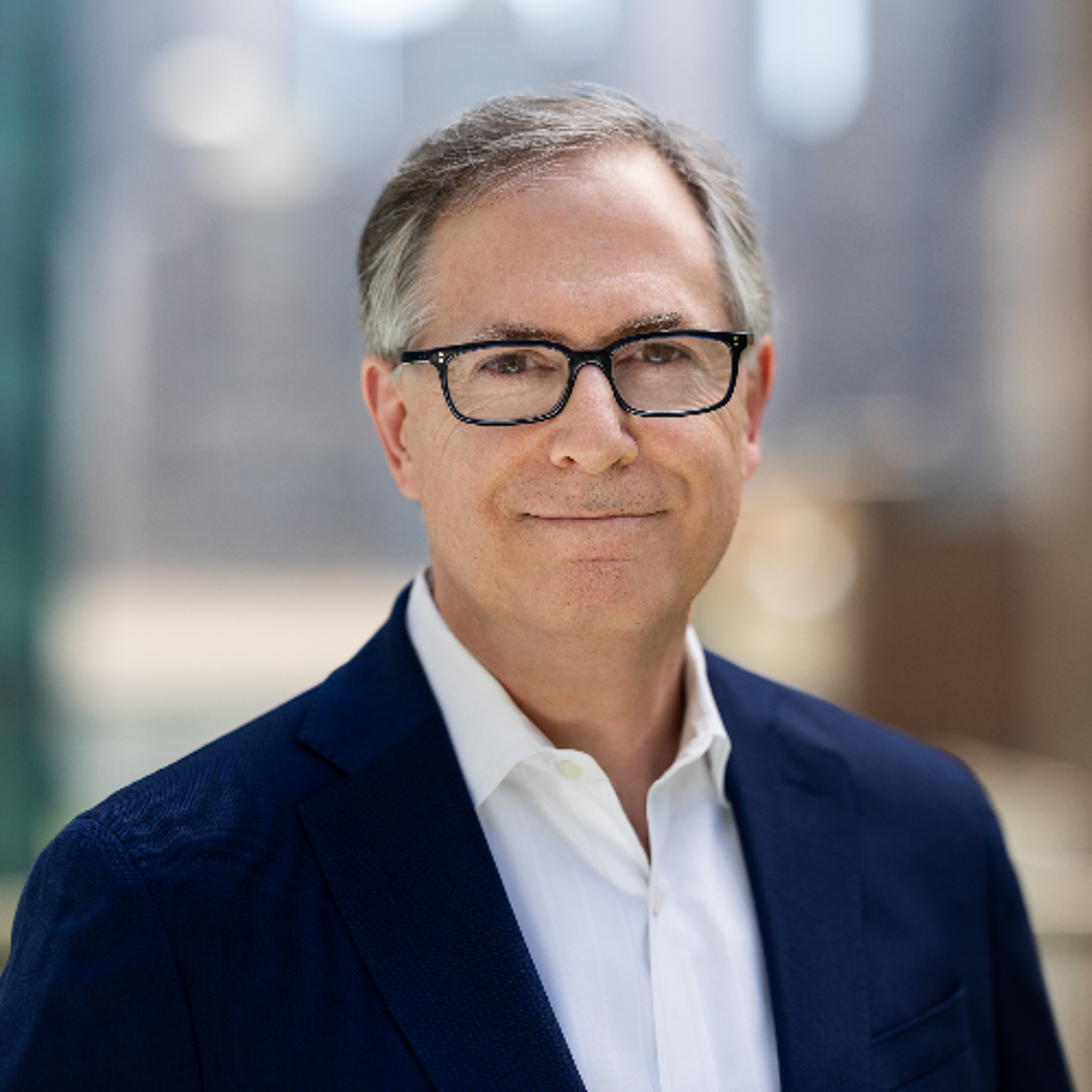 Firsthand's Jon Heller Shares How AI Agents Enhance Consumer Journeys in Retail - Episode 242