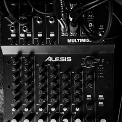 Alesis Multimix8