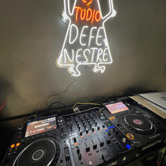 Set Minimal Deep Tech @ Defenestre Estudio 19/04