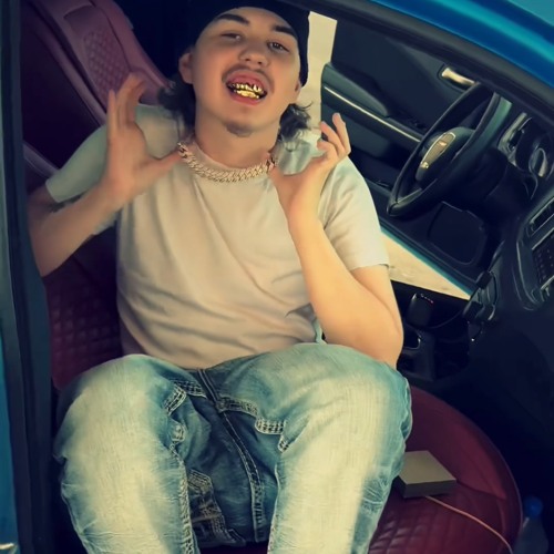 BANDMANBRODIE- JUNKIES AT MY DOE FT ITSTATESHAWTY ( p . flvin) ( dj ddope god + dj brief )