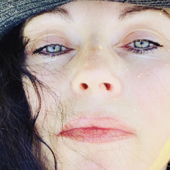 Stream Simona Pirone music | Listen to songs, albums