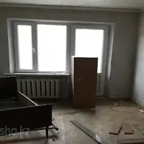 ♱