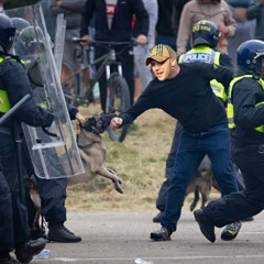 Don’t touch that dial.m4a