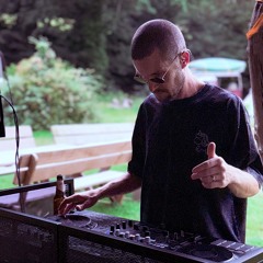 TECH/BASS HOUSE AND TECHNO