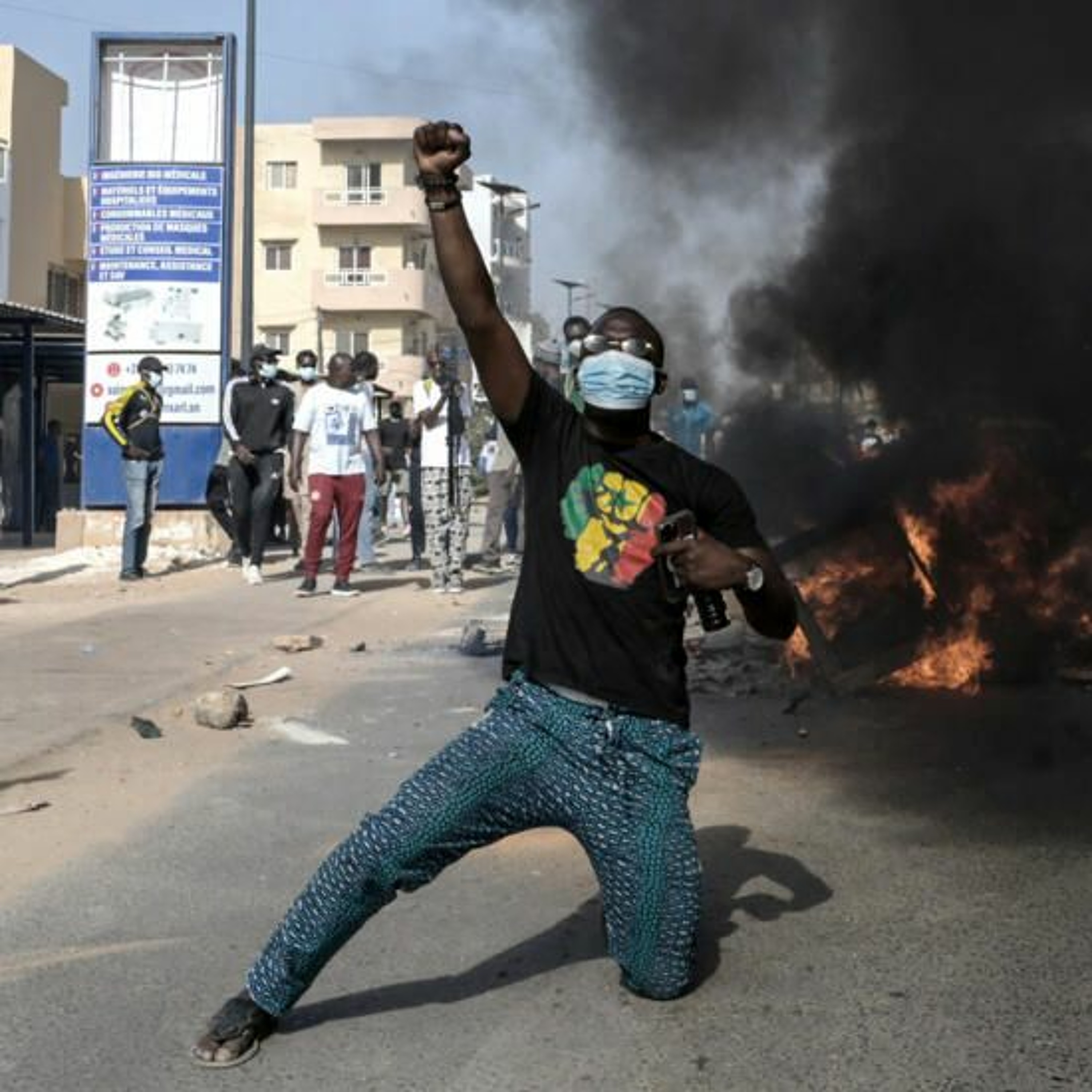 SENEGAL Internet Back After Election Delay Triggers Protests episode artwork