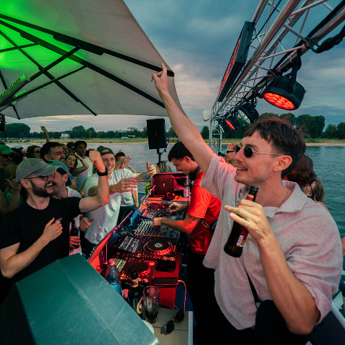PETRICORE @ BACKOFFICE Boat Session // 12.07.2025