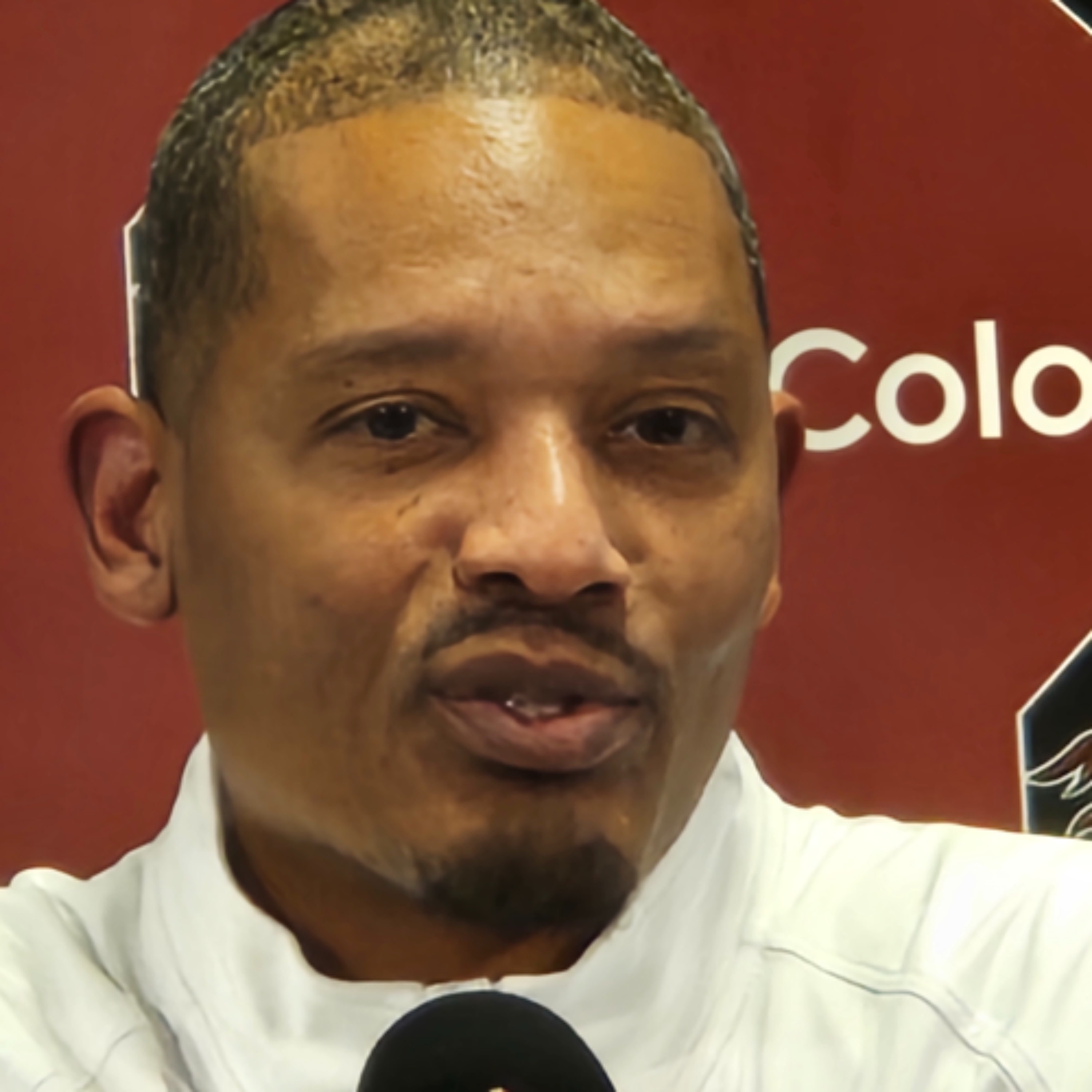 Lamont Paris 1-28 episode artwork