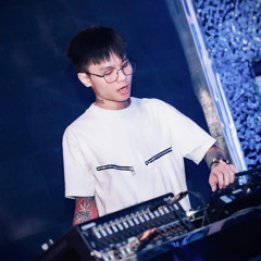 NamThew Đánh Trận 02 / Songbacamnhac