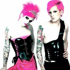 Plastic Surgery Slumber Party!!
