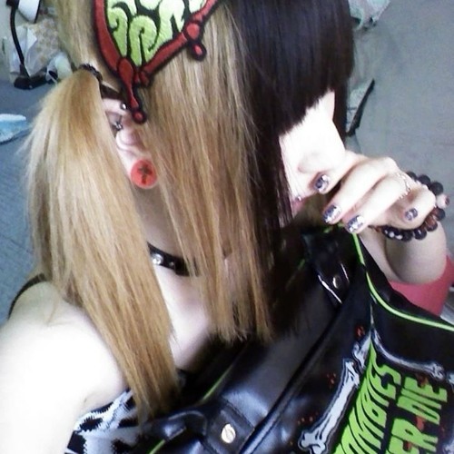 u cnt see wut i see 🖕🖕🖕