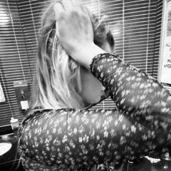 We Can’t Be Friends - Ariana Grande Cover