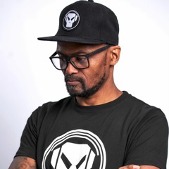 Renegade Radio Live SE02 EP06 11-06-22