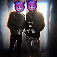 __ixdi_- Раздвигает ноги