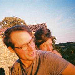 Le Petit Cheval Blanc by Couple Sympathique (G.Brassens cover)