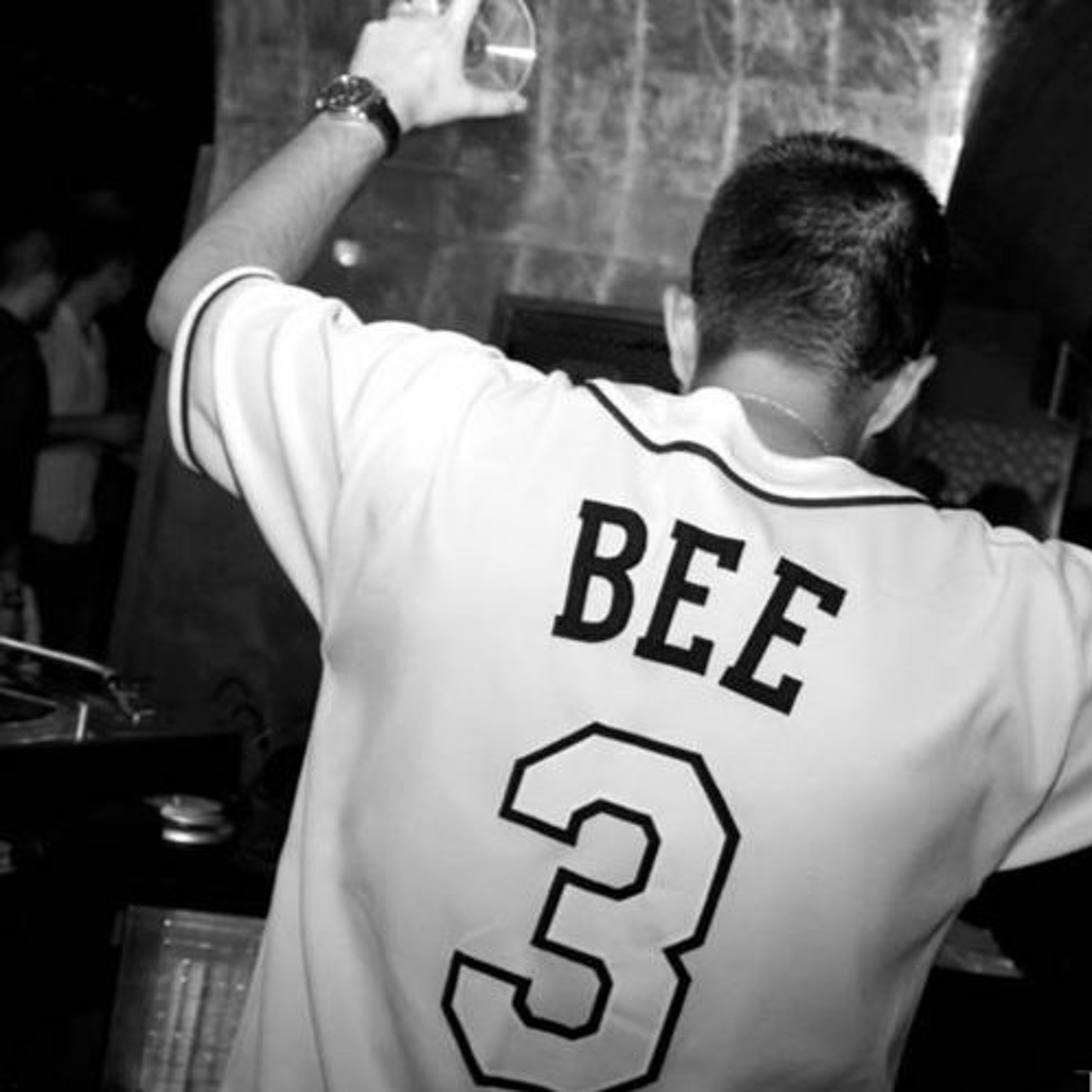 Podcast 533 BeeLiveWorld by DJ Bee 29.09.23 Side B episode artwork