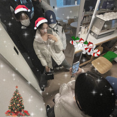 크리스마스는 친구들이랑 보내야지 (feat.soyeonlle,gahyunic)