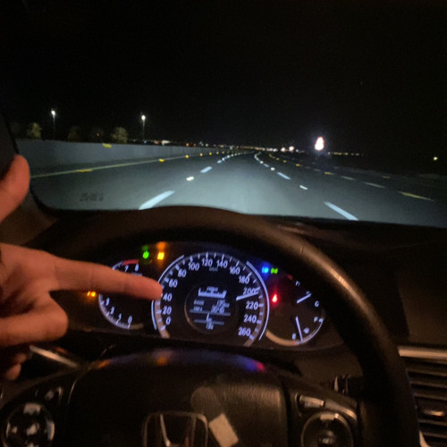 اشوف الزين ناوي على السفر inst: v6bm