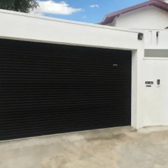 How to Choose the Perfect Automatic Garage Door for Your Home?
