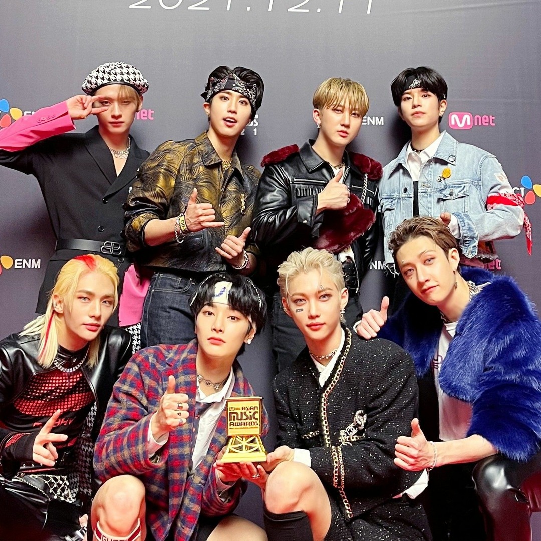 Listen to [MAMA 2021] Stray Kids Thunderous (Hero Ver.) by
