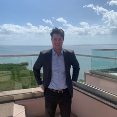 David Lipan  A Globetrotting Golfer