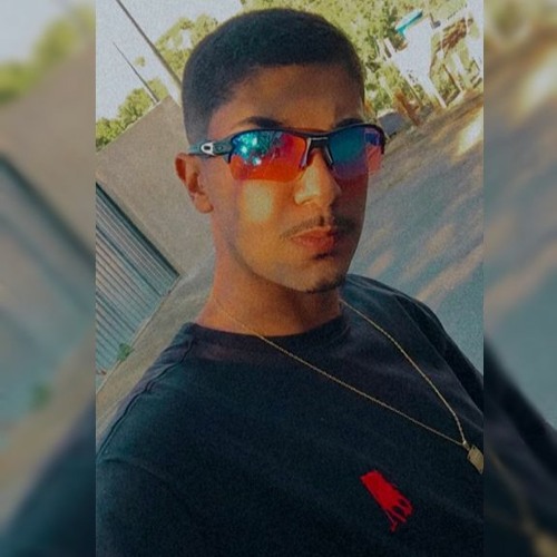 MC L DA VINTE - DESCE UM POUQUINHO AI X NA BRISA QUE É BOM [DJ MAYCON CHARLES] NÃO EXPLANAR