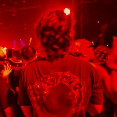 rave cave