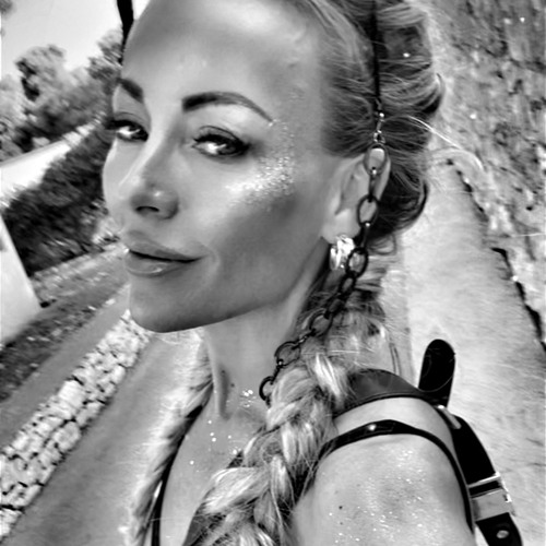 Deeply Lost Volume 5