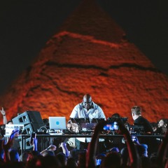 Awesome Soundwave Live: Carl Cox Hybrid Set at Giza