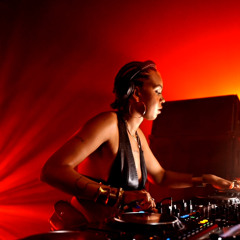 TIDA KAMARA - LOWLANDS 2025