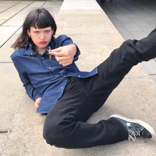 poco pudor y mucho sudor