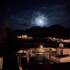 تعال وأحضن لهفتي